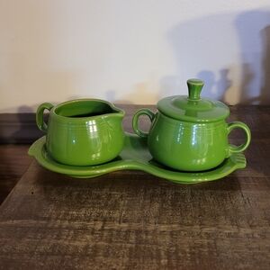 Fiestawarw Shamrock Sugar and Creamer Set